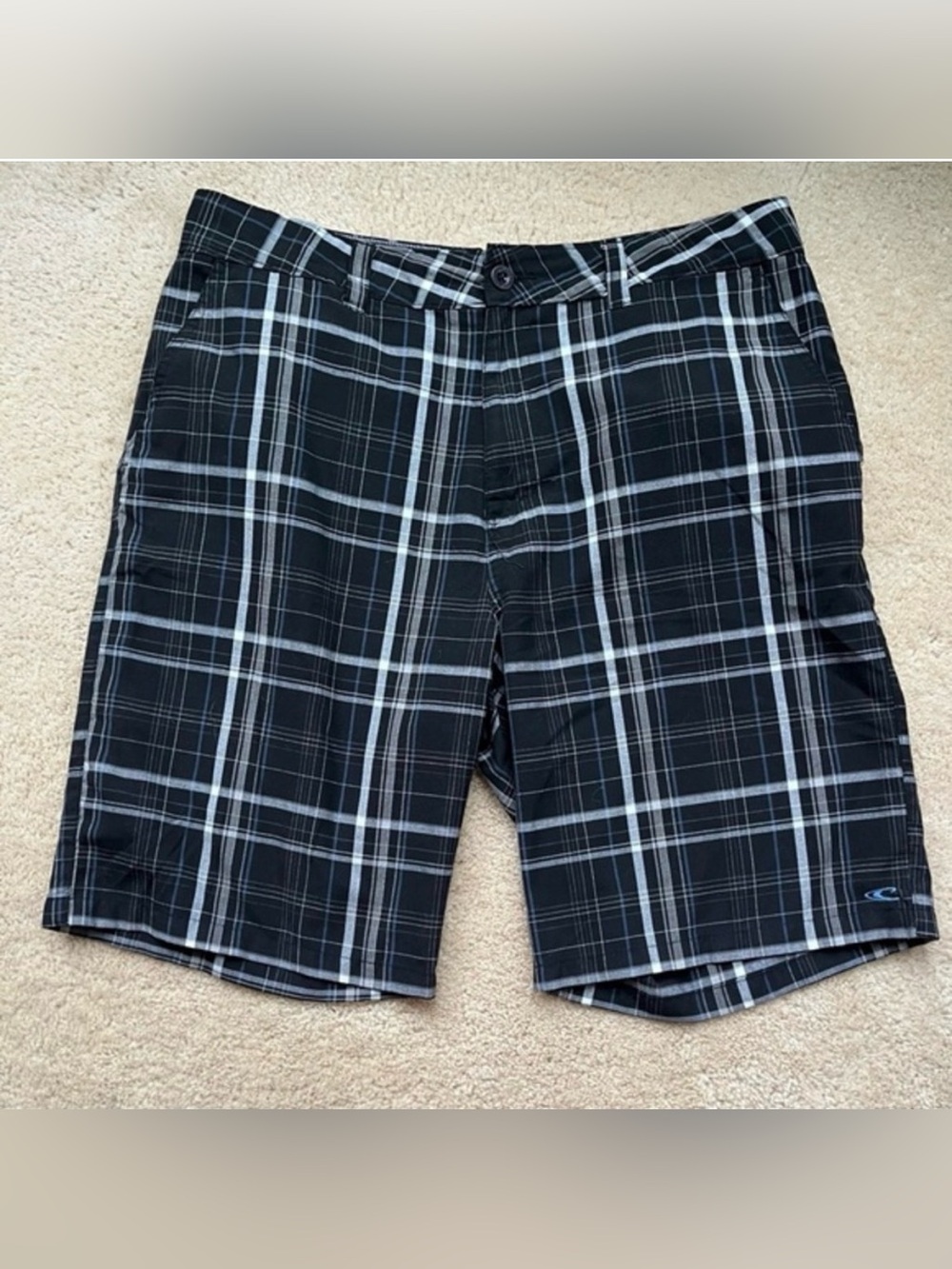 ✨O’Neill Men’s Black Plaid Flat Front Chino Shorts - Sz 36 - EUC - Poly/Viscose